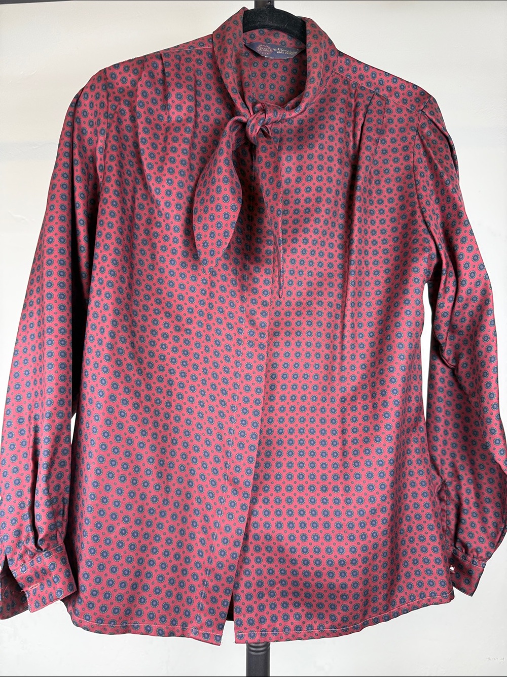 ✨VTG Kenneth Gordon Nanchung 100% Silk Medallion Print Blouse Red Blue 6